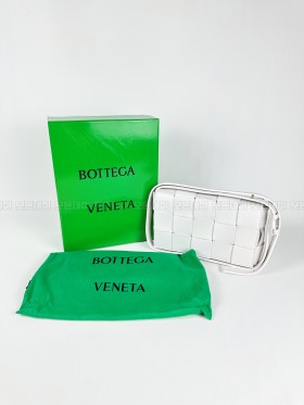 보테가 베네타 인트레치아토 카세트백
